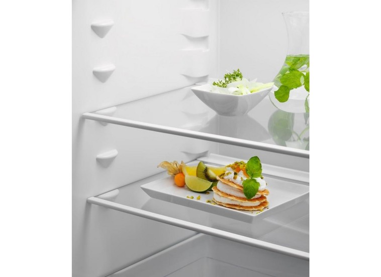Εντοιχιζόμενος Ψυγειοκαταψύκτης Electrolux ENT6NE18S Εντοιχιζόμενος Ψυγειοκαταψύκτης Electrolux ENT6NE18S