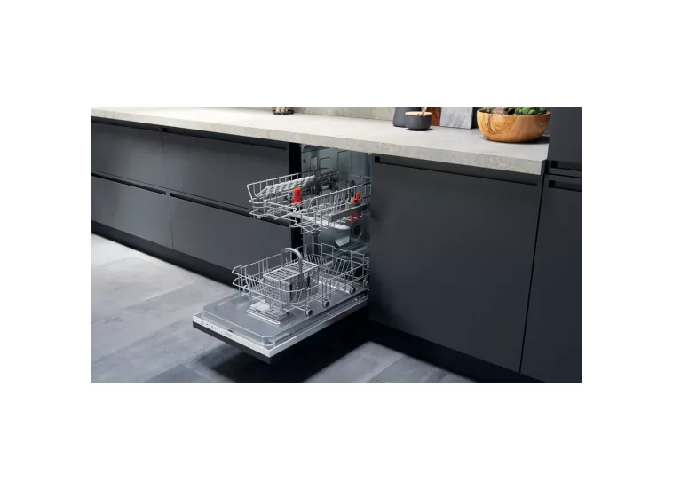 Εντοιχιζόμενο Πλυντήριο Πιάτων Hotpoint-Ariston HI9E 2B19 Εντοιχιζόμενο Πλυντήριο Πιάτων Hotpoint-Ariston HI9E 2B19
