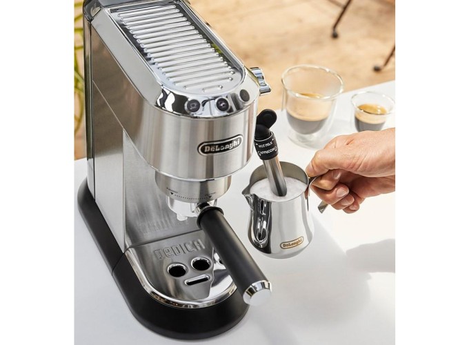 Μηχανή Espresso DeLonghi EC685.M DEDICA Μηχανή Espresso DeLonghi EC685.M DEDICA