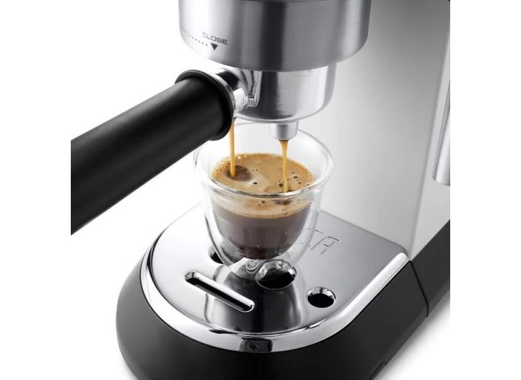 Μηχανή Espresso DeLonghi EC685.W DEDICA Μηχανή Espresso DeLonghi EC685.W DEDICA